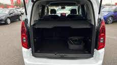 Vauxhall Combo Life 100kW Ultimate 52kWh 5dr Auto Electric Estate